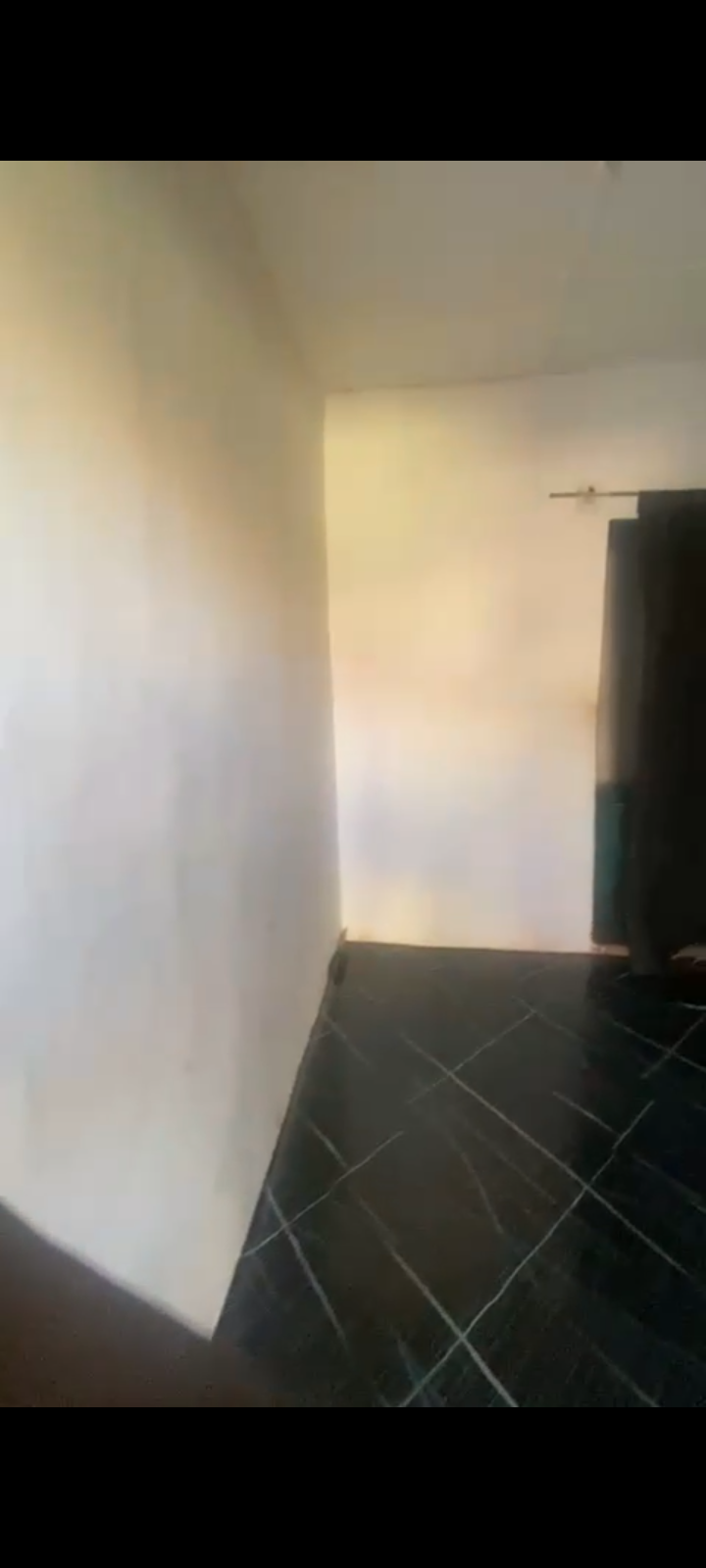Self-contain view 3